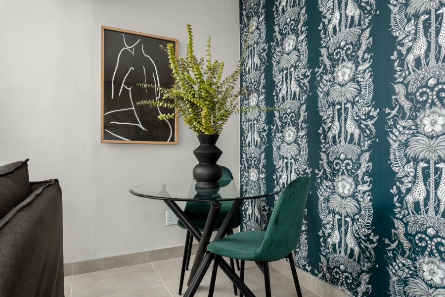 1 Bedroom Property for Sale in Sea Point Western Cape